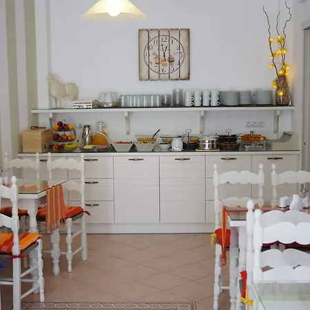 Alexandros Apartments